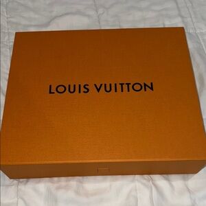 Louis Vuitton Signature Gift Box for T-Shirt